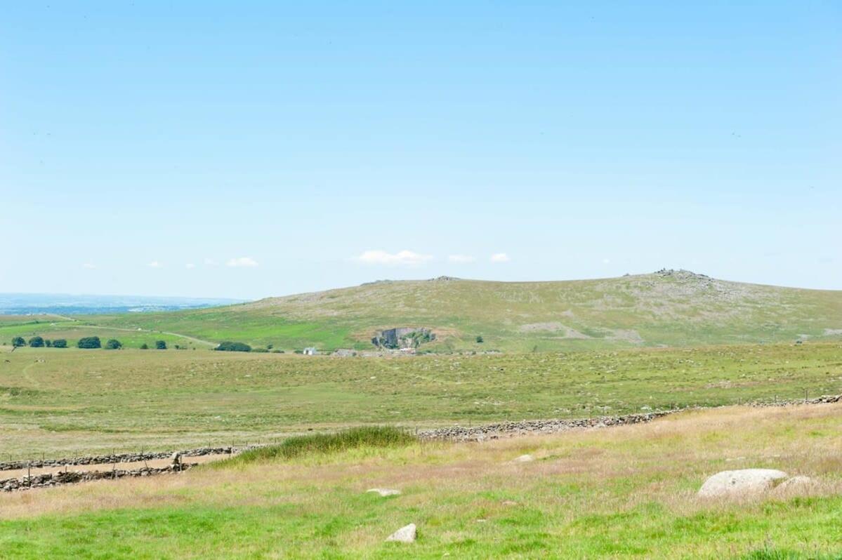 Villa Dartmoor Barn On North Hessary Tor Yelverton Exterior foto